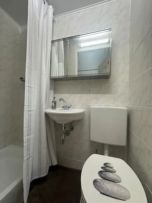 Stadthalle Charmante Wohnung Vienna Apartment